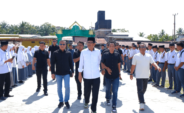 Azhar di Lutra Kunjungi Pasar Masamba Hingga Ziarah ke Makam Datu' Sulaiman