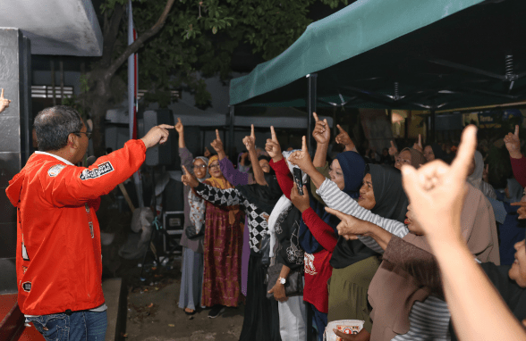 Kampanye di Soppeng, Cagub Sulsel Danny Pomanto Dialog Bareng Warga di Tiga Titik