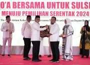 Komitmen Wujudkan Pilkada Damai, Danny-Azhar Kompak Hadiri Doa Bersama Bawaslu Sulsel